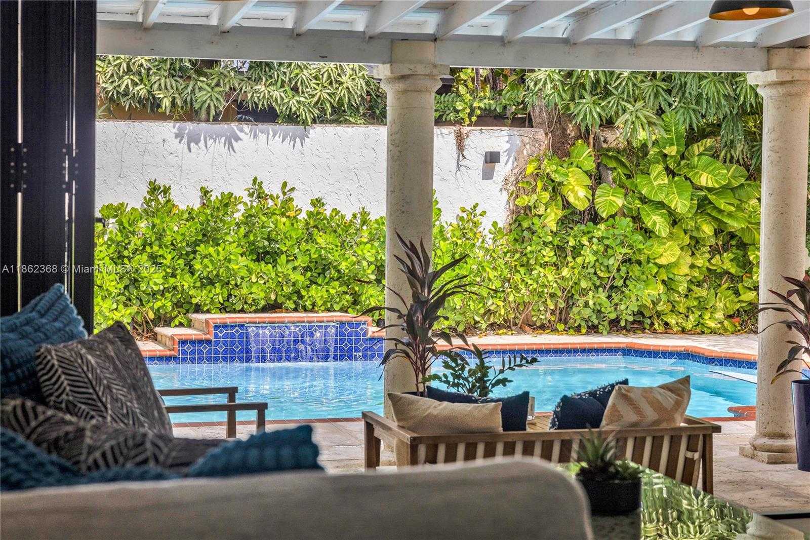 Small Image of 341 SOUTH WEST 21ST RD, Miami Number 3