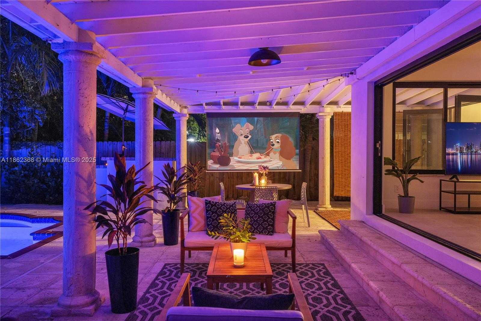 Small Image of 341 SOUTH WEST 21ST RD, Miami Number 30