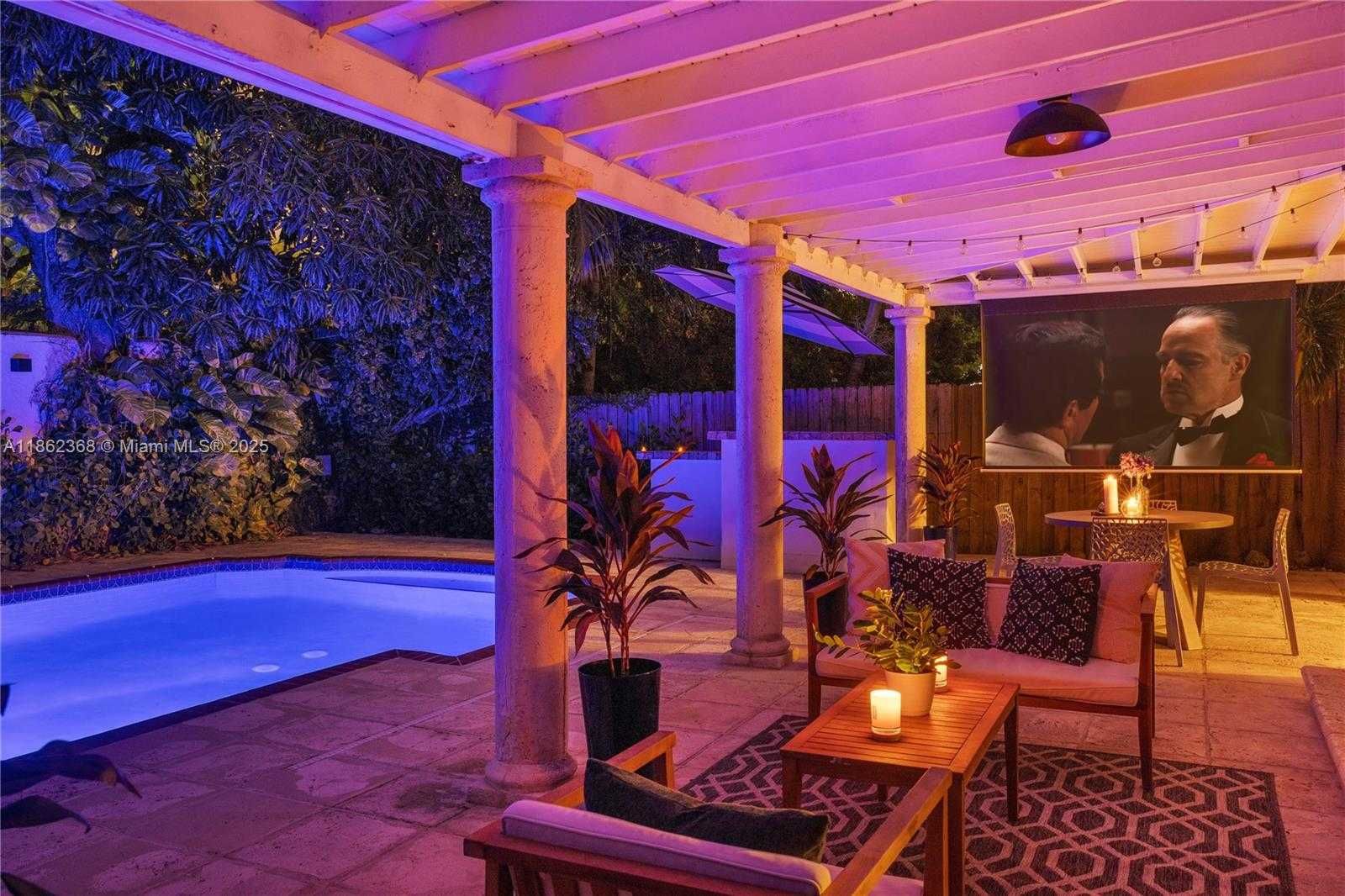 Small Image of 341 SOUTH WEST 21ST RD, Miami Number 31