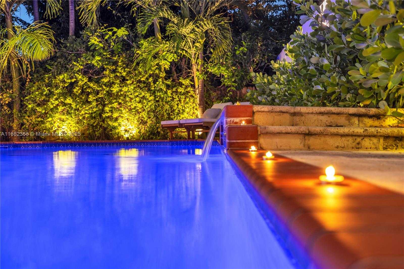 Small Image of 341 SOUTH WEST 21ST RD, Miami Number 32