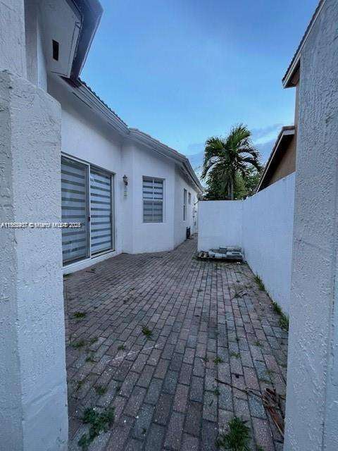 Small Image of 8811 NORTH WEST 178TH LN, Hialeah Number 17
