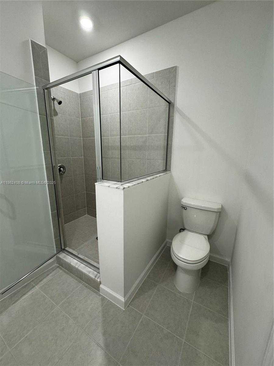 Small Image of 2325 NORTH WEST 125TH STREET #2325, Miami Number 13