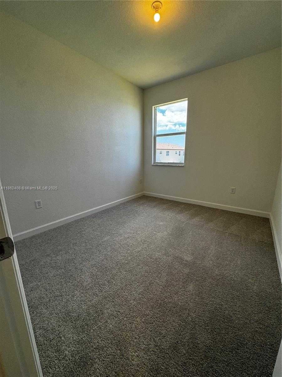 Small Image of 2325 NORTH WEST 125TH STREET #2325, Miami Number 16