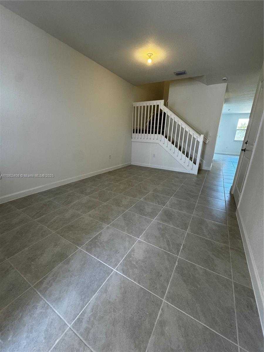 Small Image of 2325 NORTH WEST 125TH STREET #2325, Miami Number 3