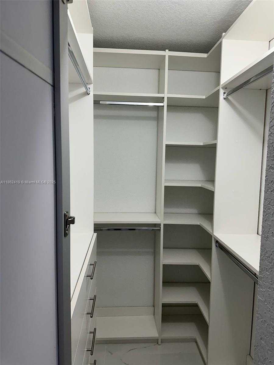 Small Image of 10745 SOUTH WEST 222ND ST #10745, Miami Number 14
