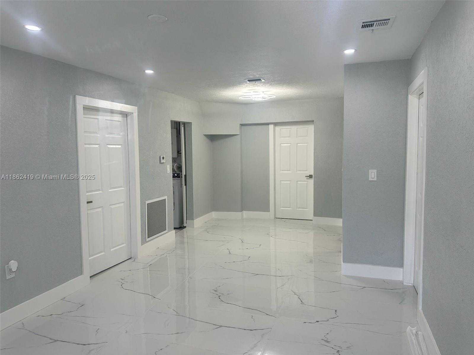 Small Image of 10745 SOUTH WEST 222ND ST #10745, Miami Number 4