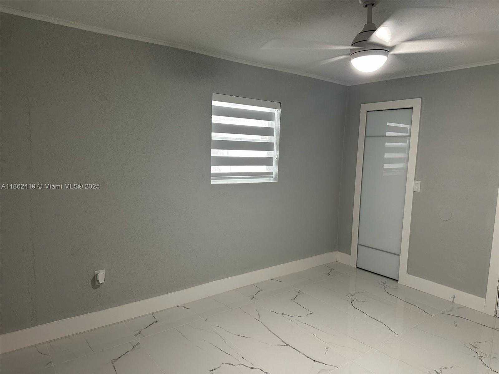 Small Image of 10745 SOUTH WEST 222ND ST #10745, Miami Number 9