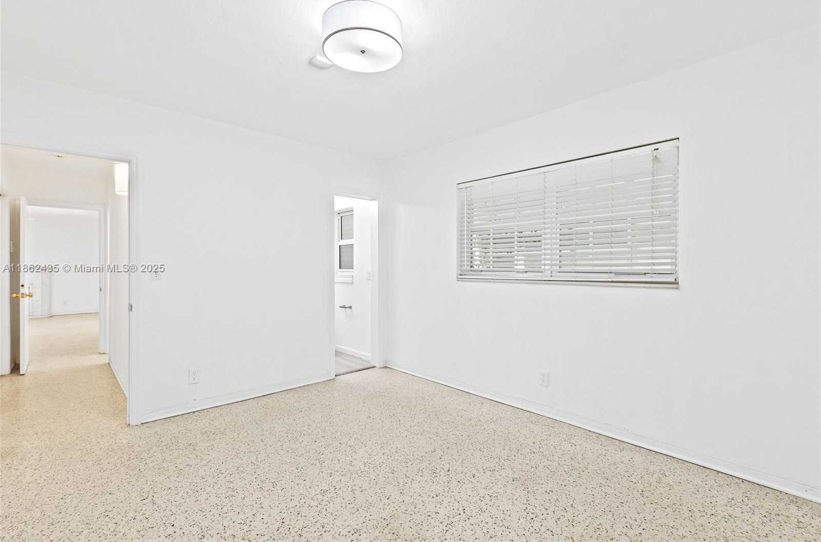 Small Image of 1422 MILAN AVE, Coral Gables Number 13