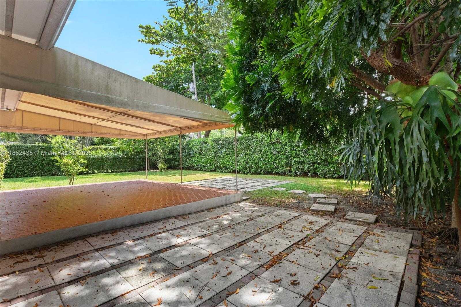 Small Image of 1422 MILAN AVE, Coral Gables Number 21