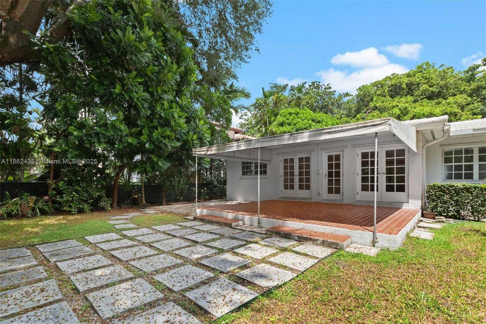 Small Image of 1422 MILAN AVE, Coral Gables Number 22