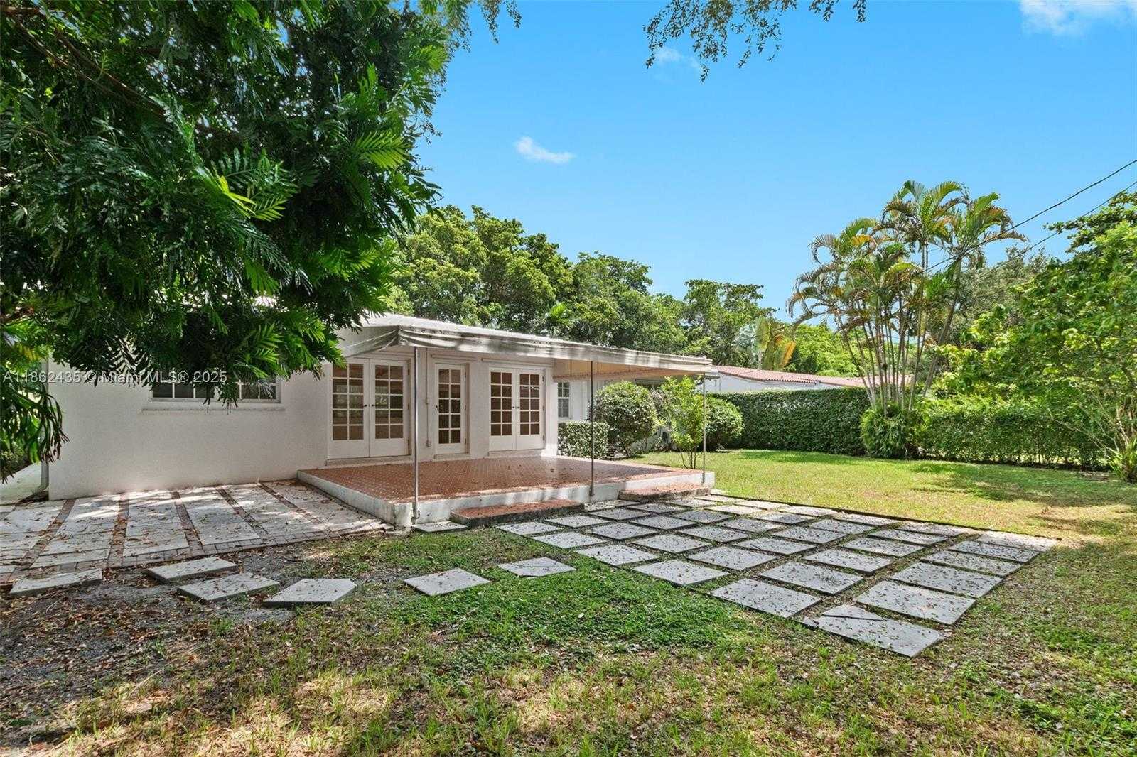 Small Image of 1422 MILAN AVE, Coral Gables Number 23