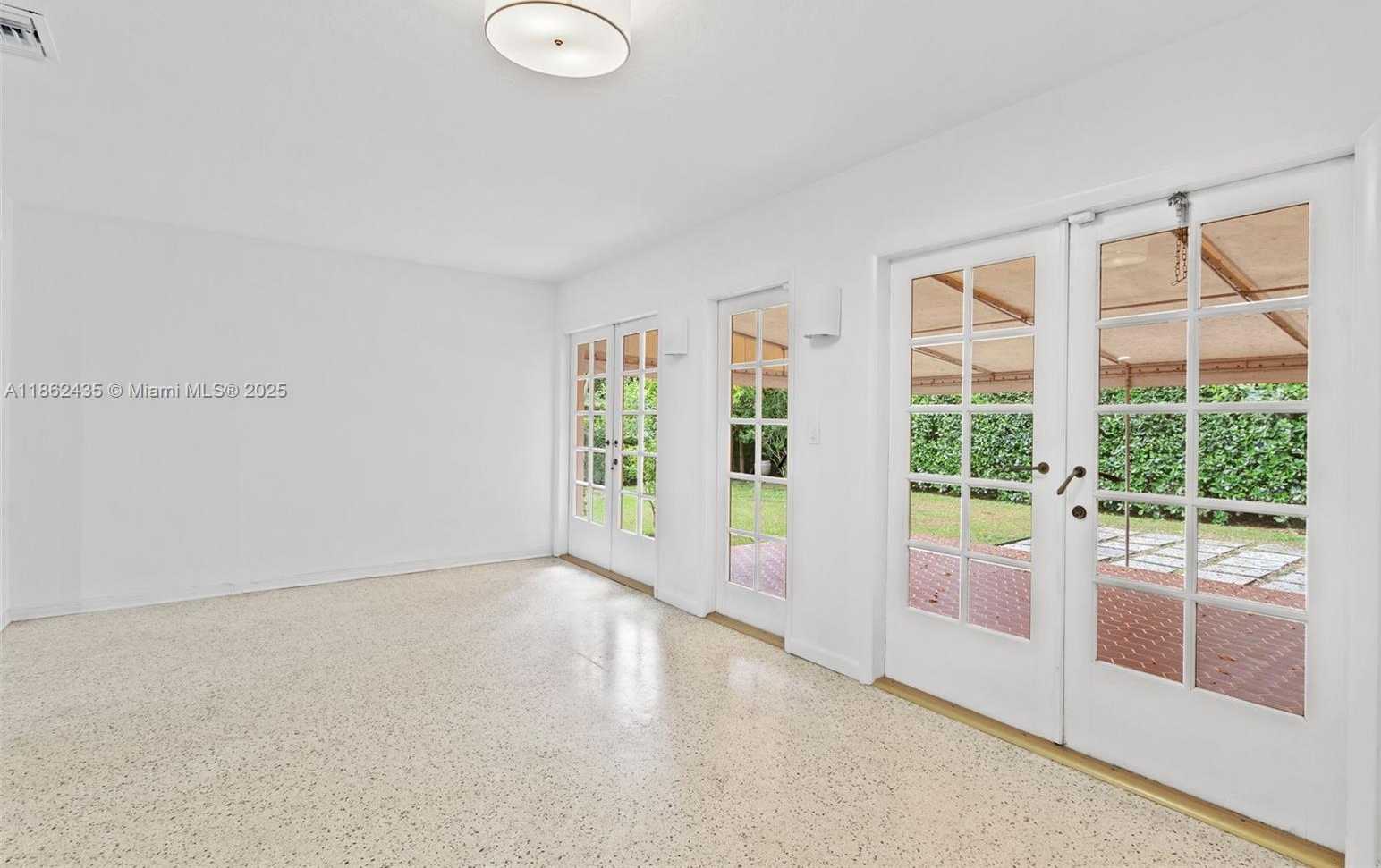 Small Image of 1422 MILAN AVE, Coral Gables Number 5