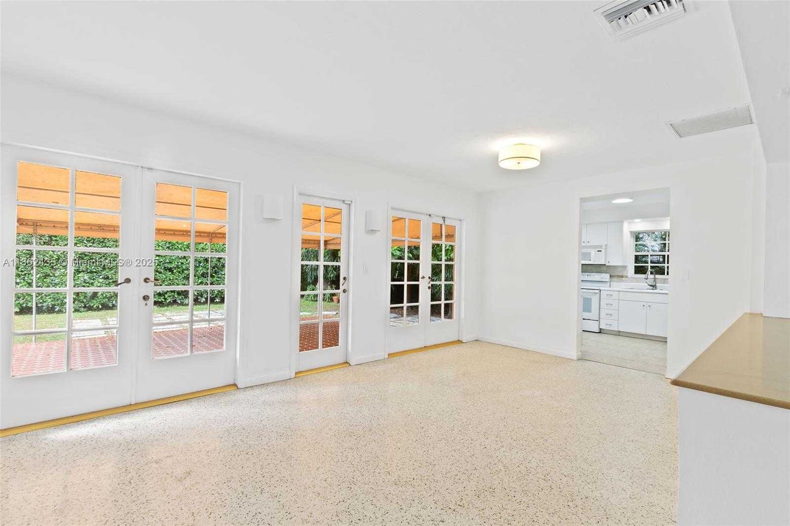 Small Image of 1422 MILAN AVE, Coral Gables Number 7