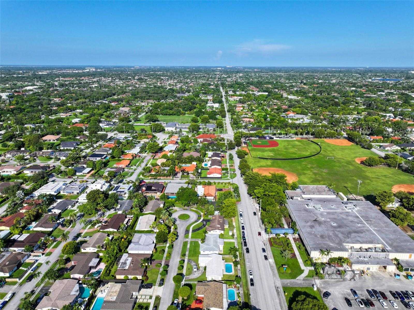 Small Image of 6402 SOUTH WEST 93RD PL, Miami Number 67