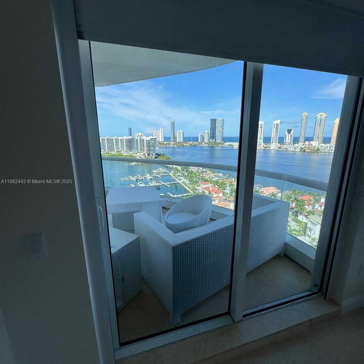 Small Image of 6000 ISLAND BLVD #2204, Aventura Number 14