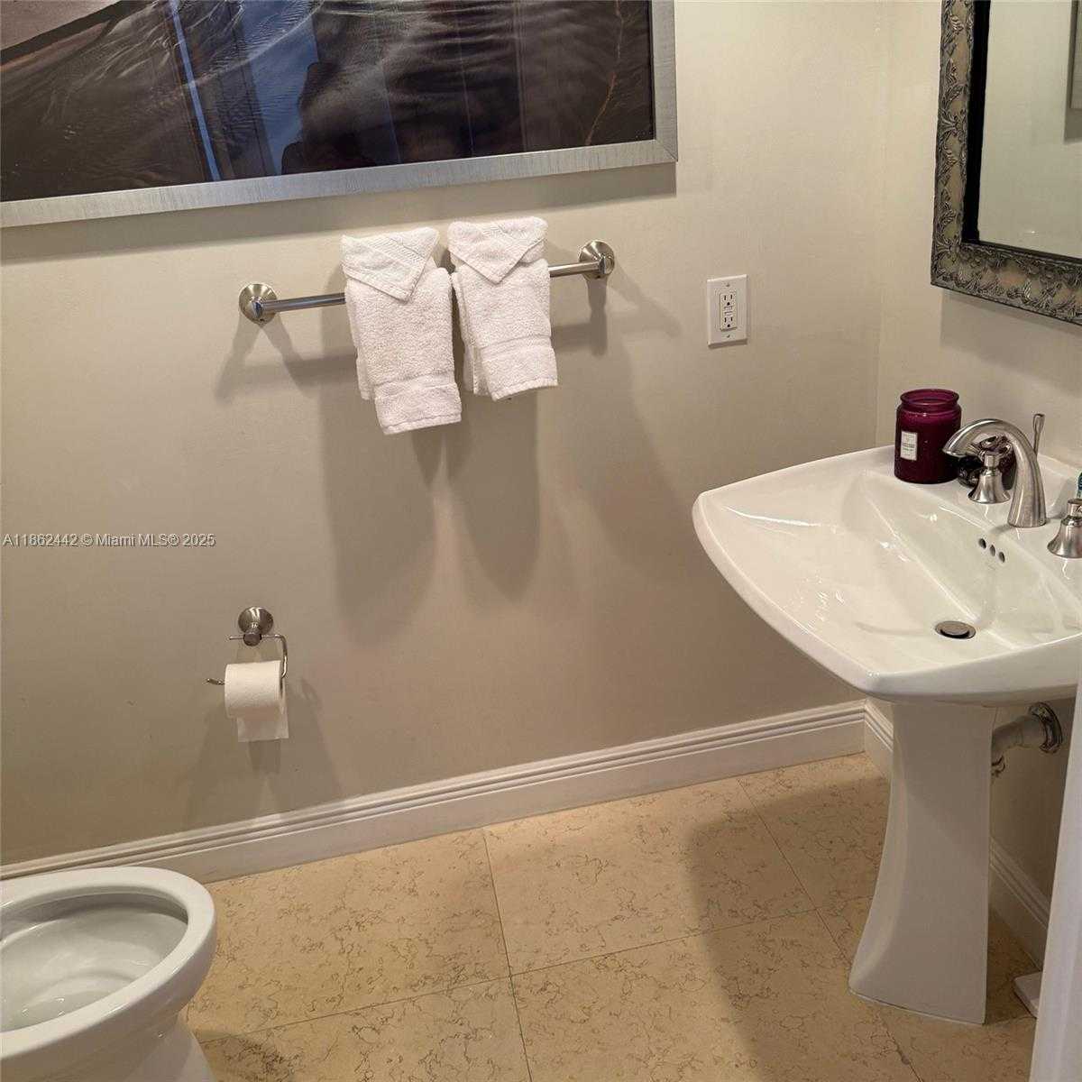 Small Image of 6000 ISLAND BLVD #2204, Aventura Number 20