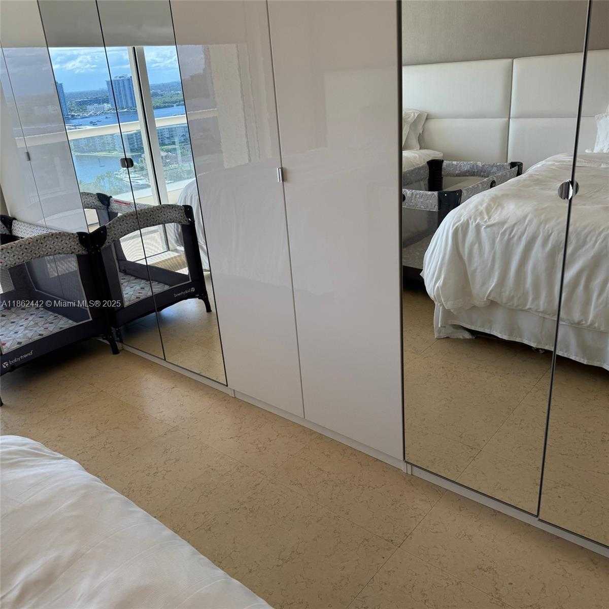 Small Image of 6000 ISLAND BLVD #2204, Aventura Number 27