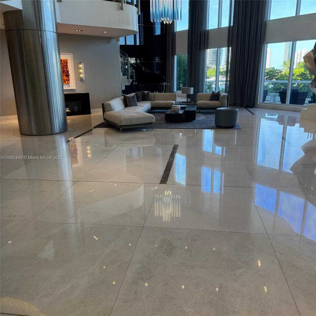 Small Image of 6000 ISLAND BLVD #2204, Aventura Number 32