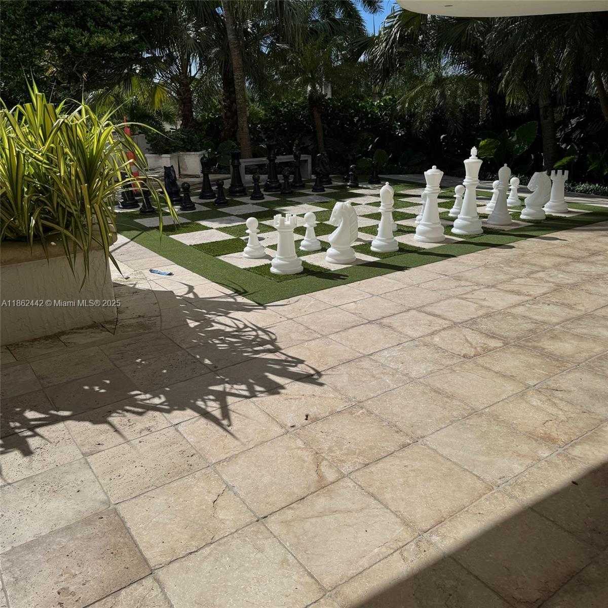 Small Image of 6000 ISLAND BLVD #2204, Aventura Number 38