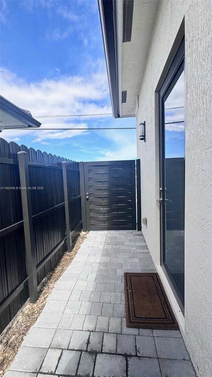 Small Image of 1820 SOUTH WEST 144TH AVE #Side, Miami Number 3