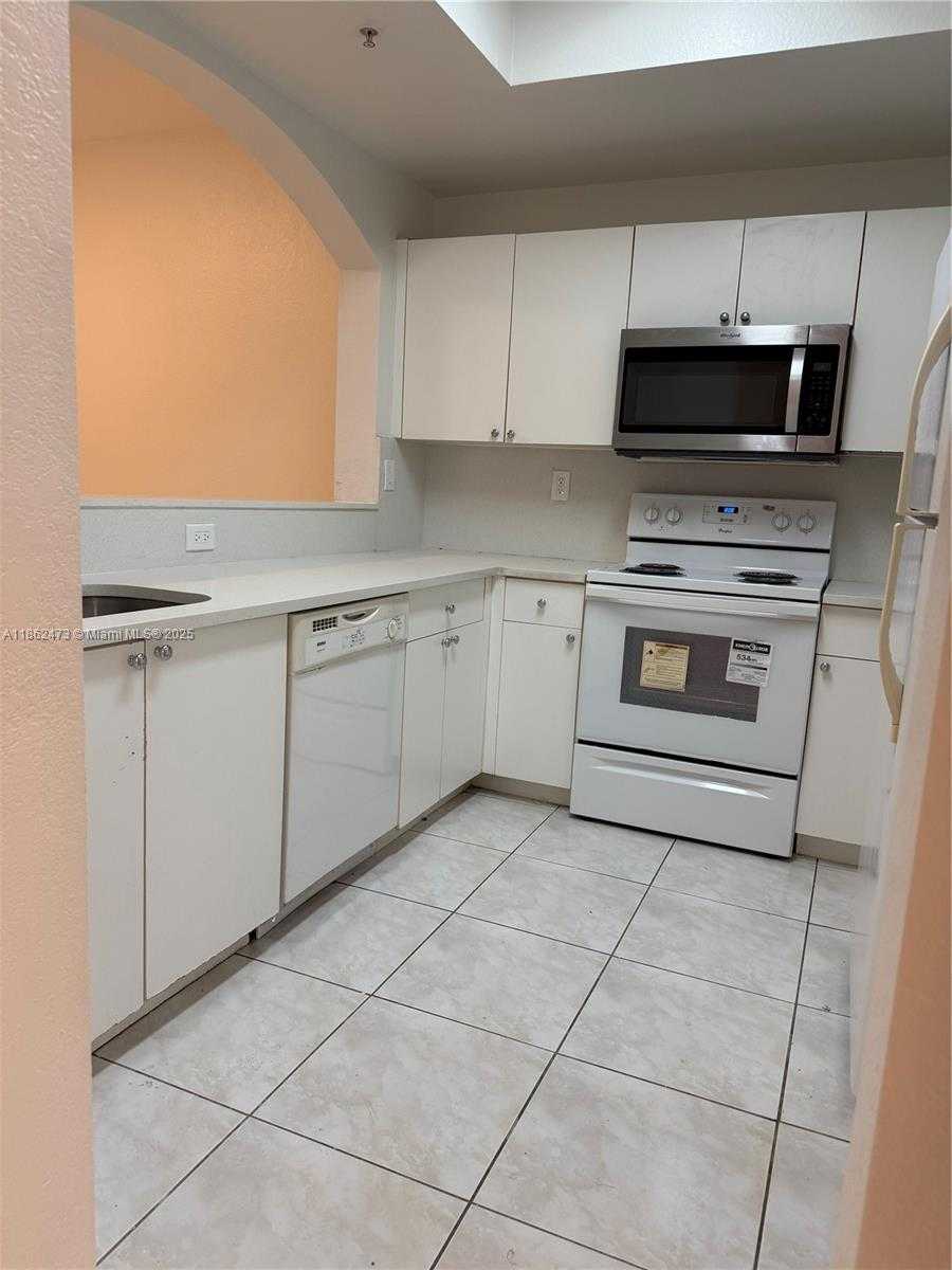 Small Image of Miami Number 6