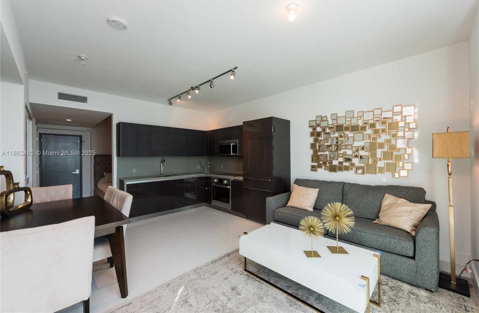 Small Image of 1080 BRICKELL AVE #4105, Miami Number 13