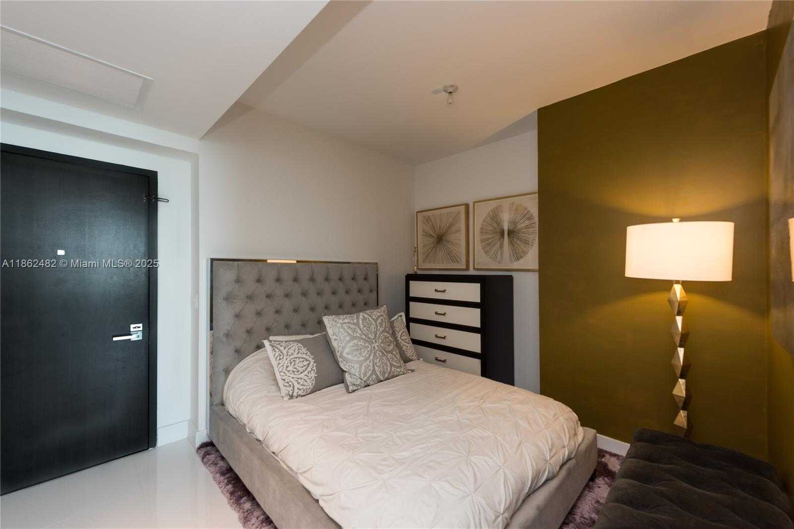 Small Image of 1080 BRICKELL AVE #4105, Miami Number 4