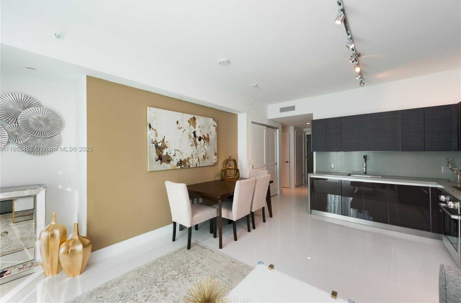 Small Image of 1080 BRICKELL AVE #4105, Miami Number 6
