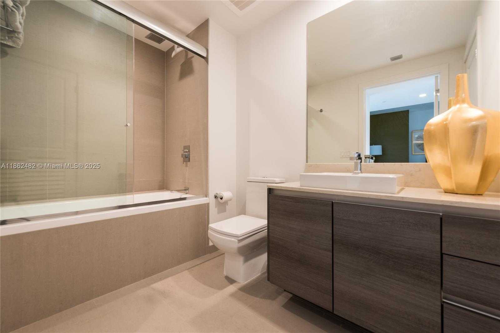 Small Image of 1080 BRICKELL AVE #4105, Miami Number 8