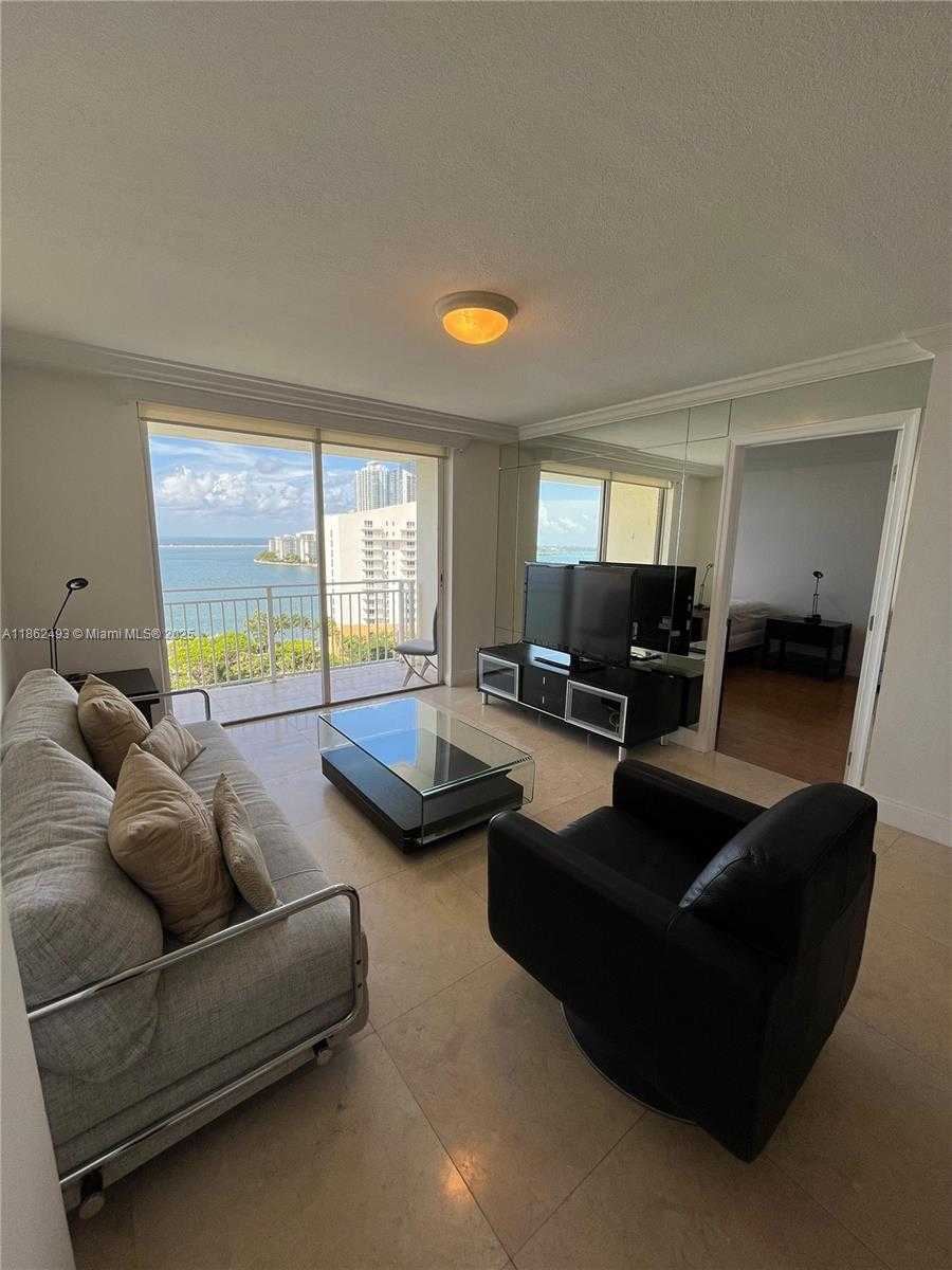 Small Image of 770 CLAUGHTON ISLAND DR #1814, Miami Number 12