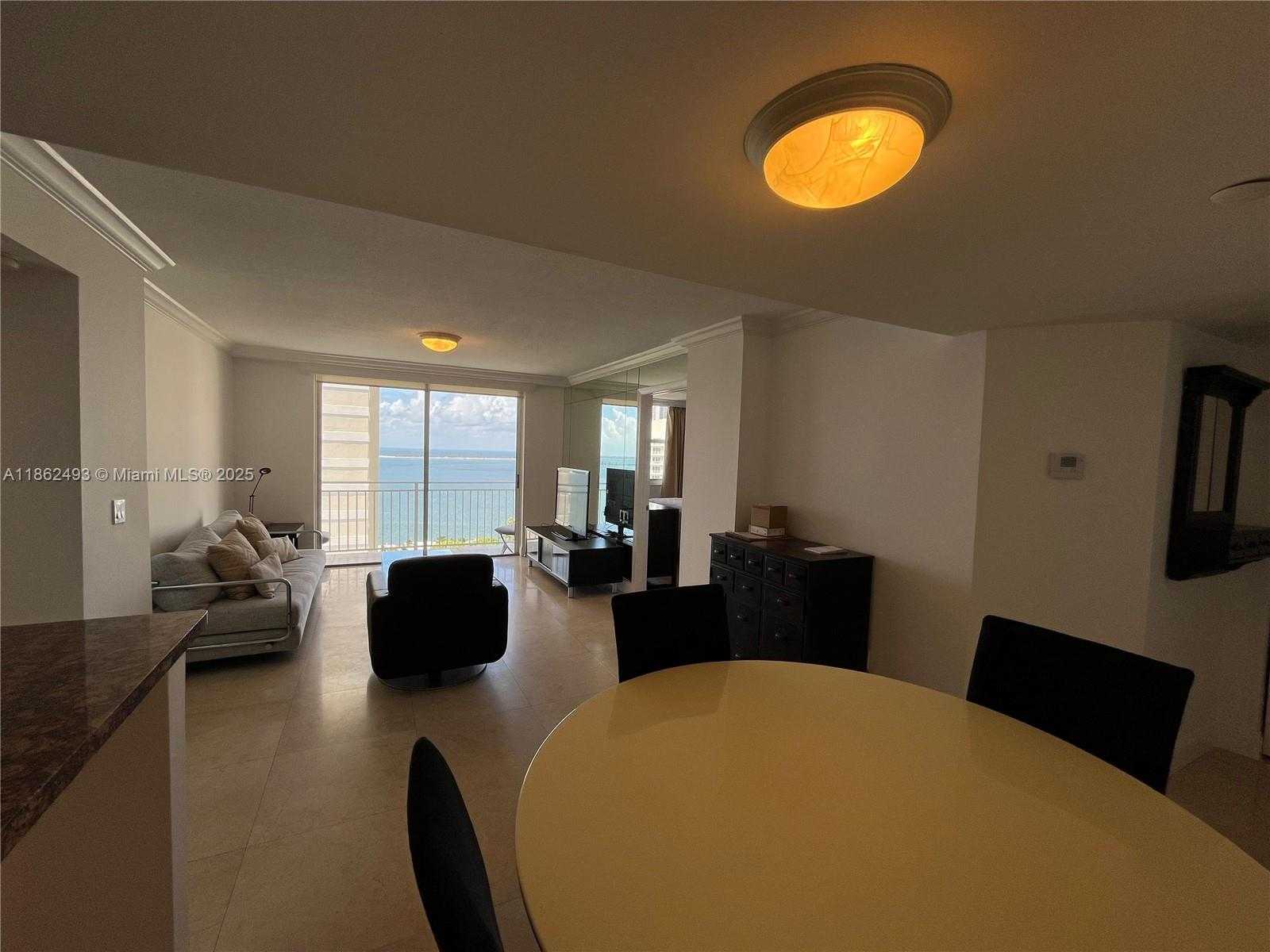 Small Image of 770 CLAUGHTON ISLAND DR #1814, Miami Number 3