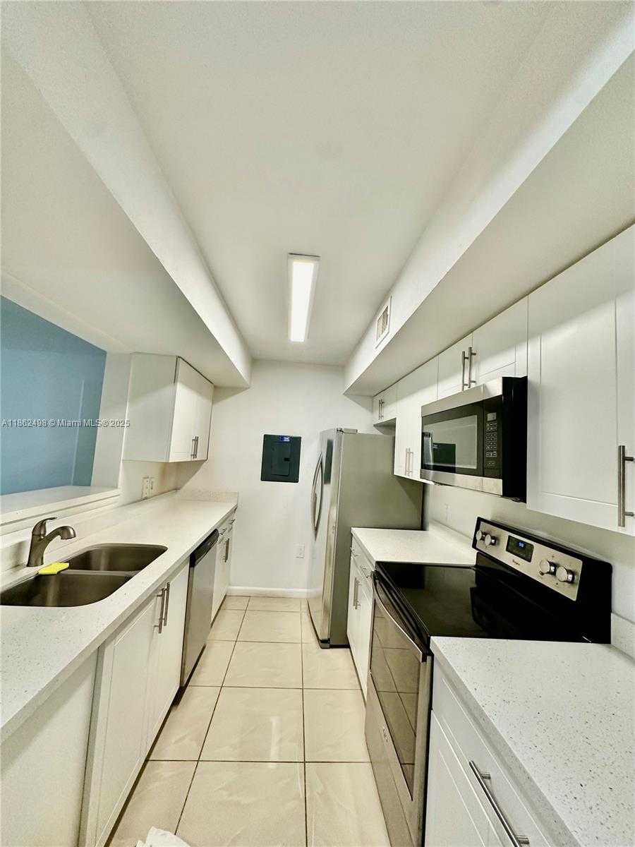 Small Image of 10440 SOUTH WEST 156TH CT #722, Miami Number 7