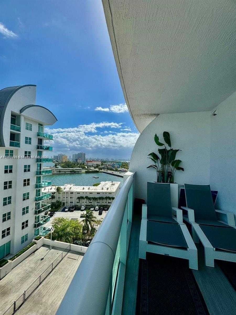 Small Image of 7900 HARBOR ISLAND DR #1008, North Bay Village Number 11