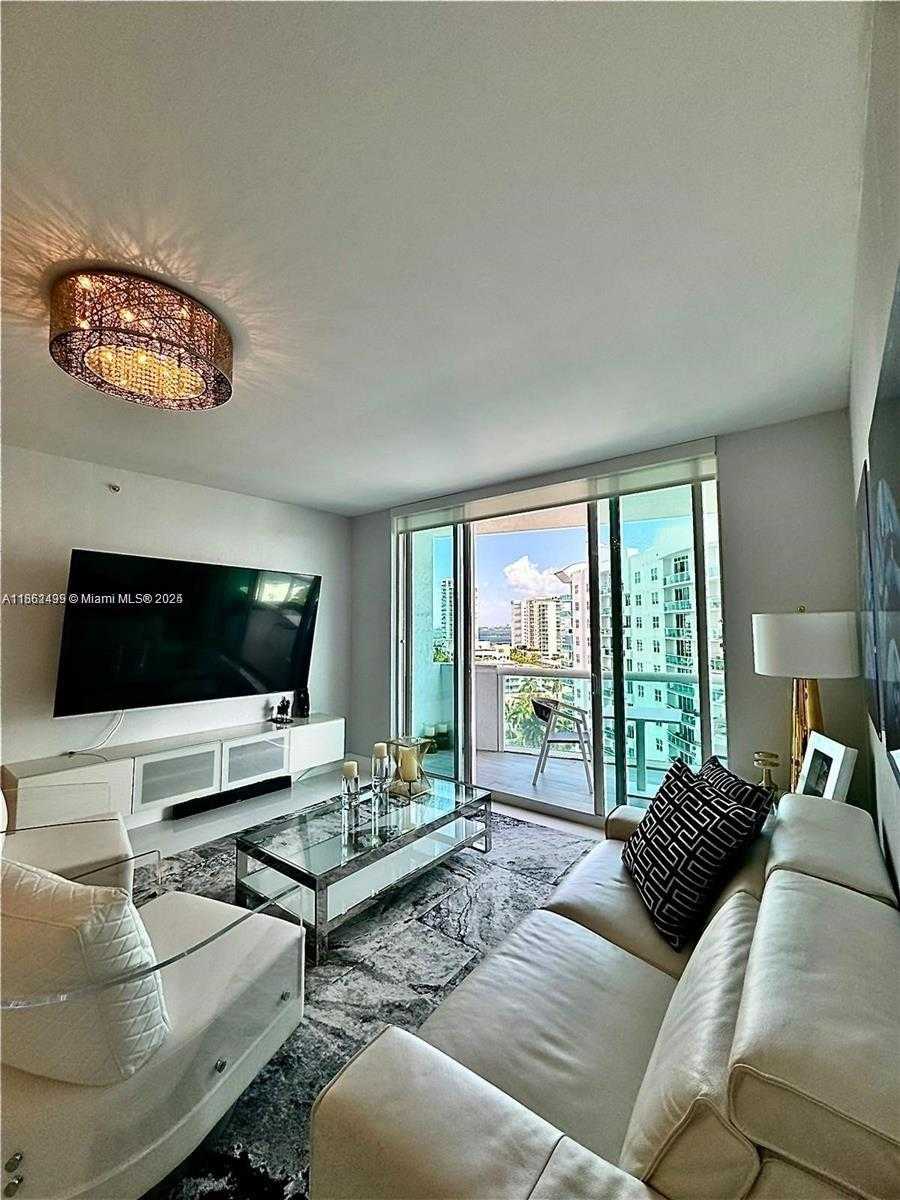 Small Image of 7900 HARBOR ISLAND DR #1008, North Bay Village Number 9