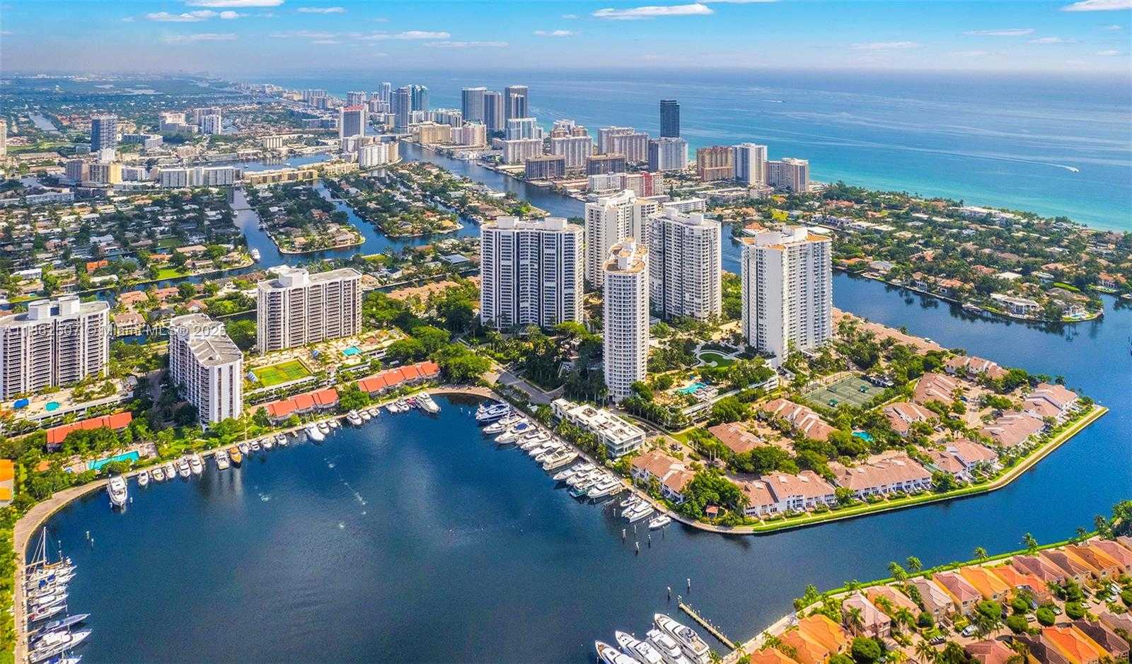Small Image of 21055 YACHT CLUB DR #2401, Aventura Number 2