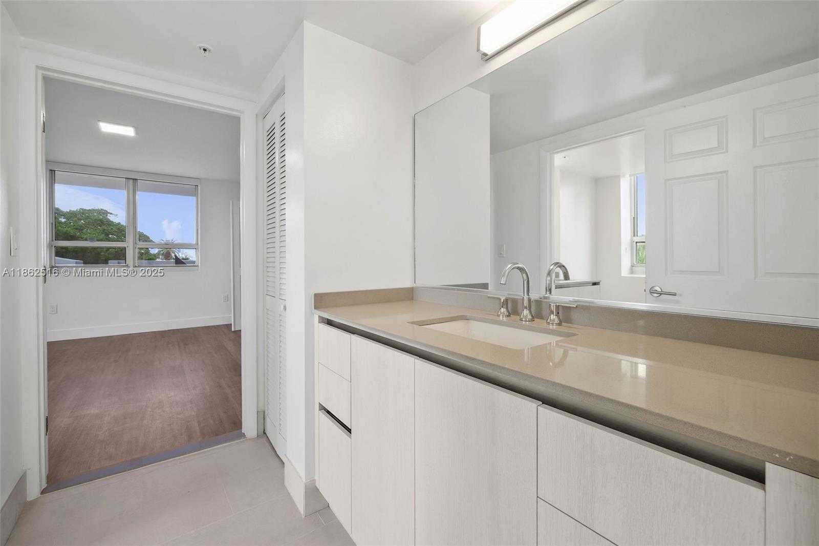 Small Image of 1500 BAY RD #M-0620, Miami Beach Number 20