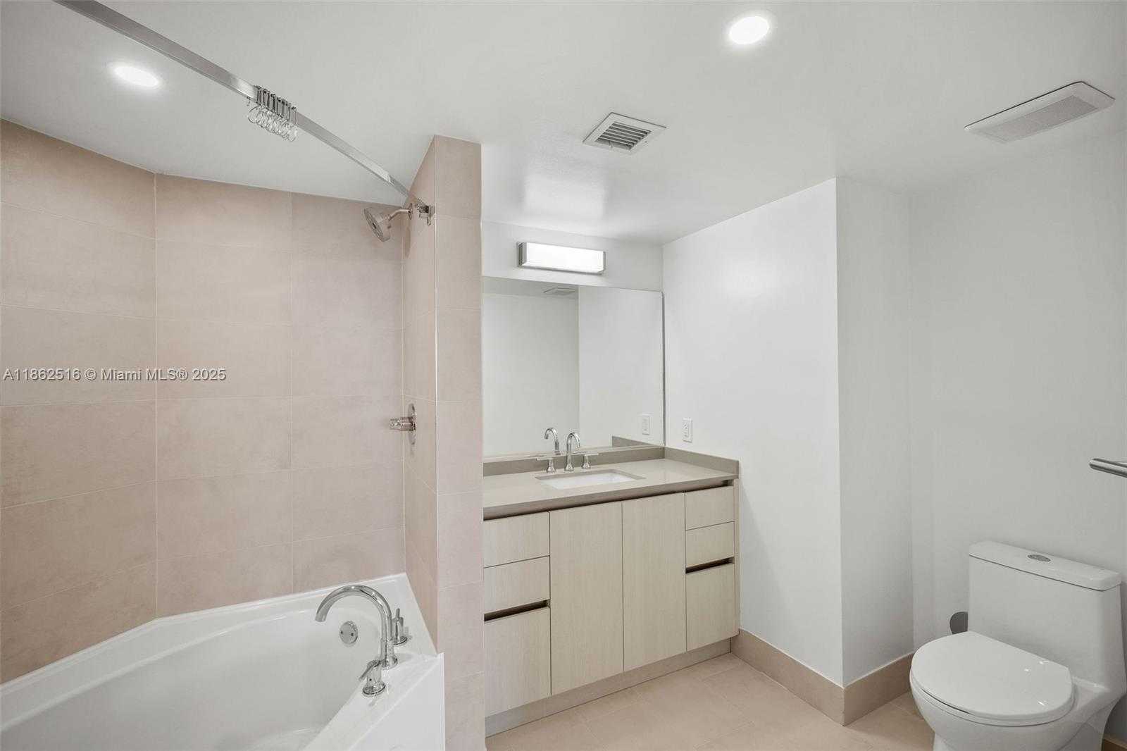 Small Image of 1500 BAY RD #M-0620, Miami Beach Number 27