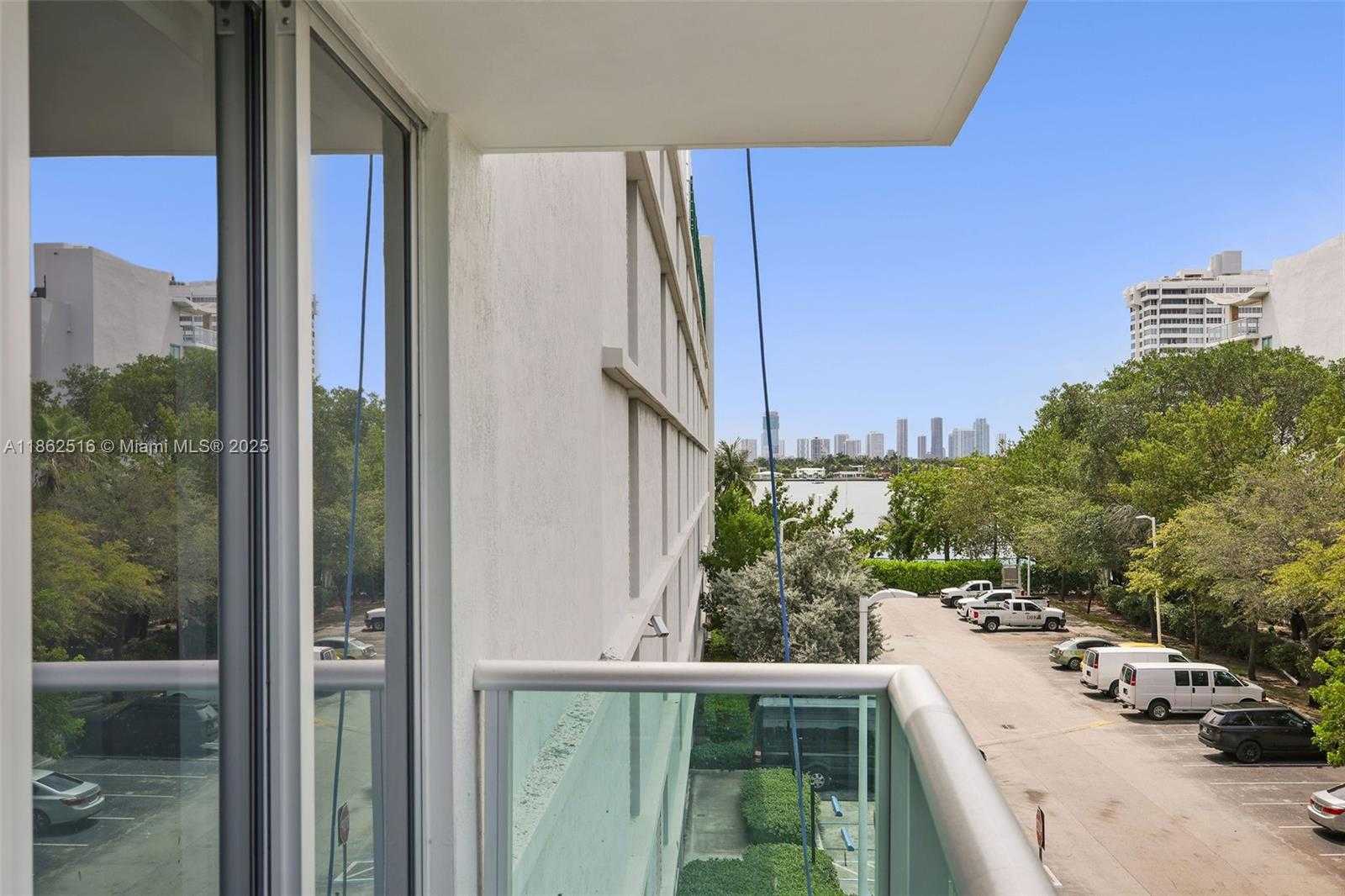 Small Image of 1500 BAY RD #M-0620, Miami Beach Number 8