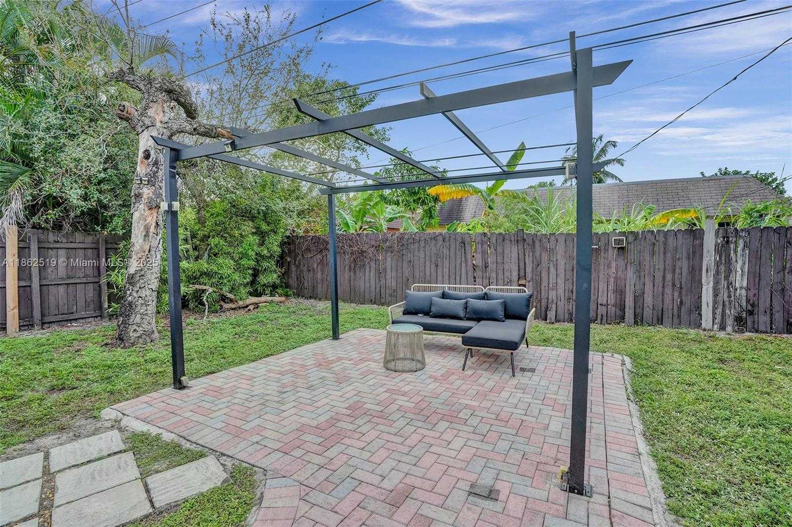 Small Image of 1605 NORTH WEST 7TH TER, Fort Lauderdale Number 33