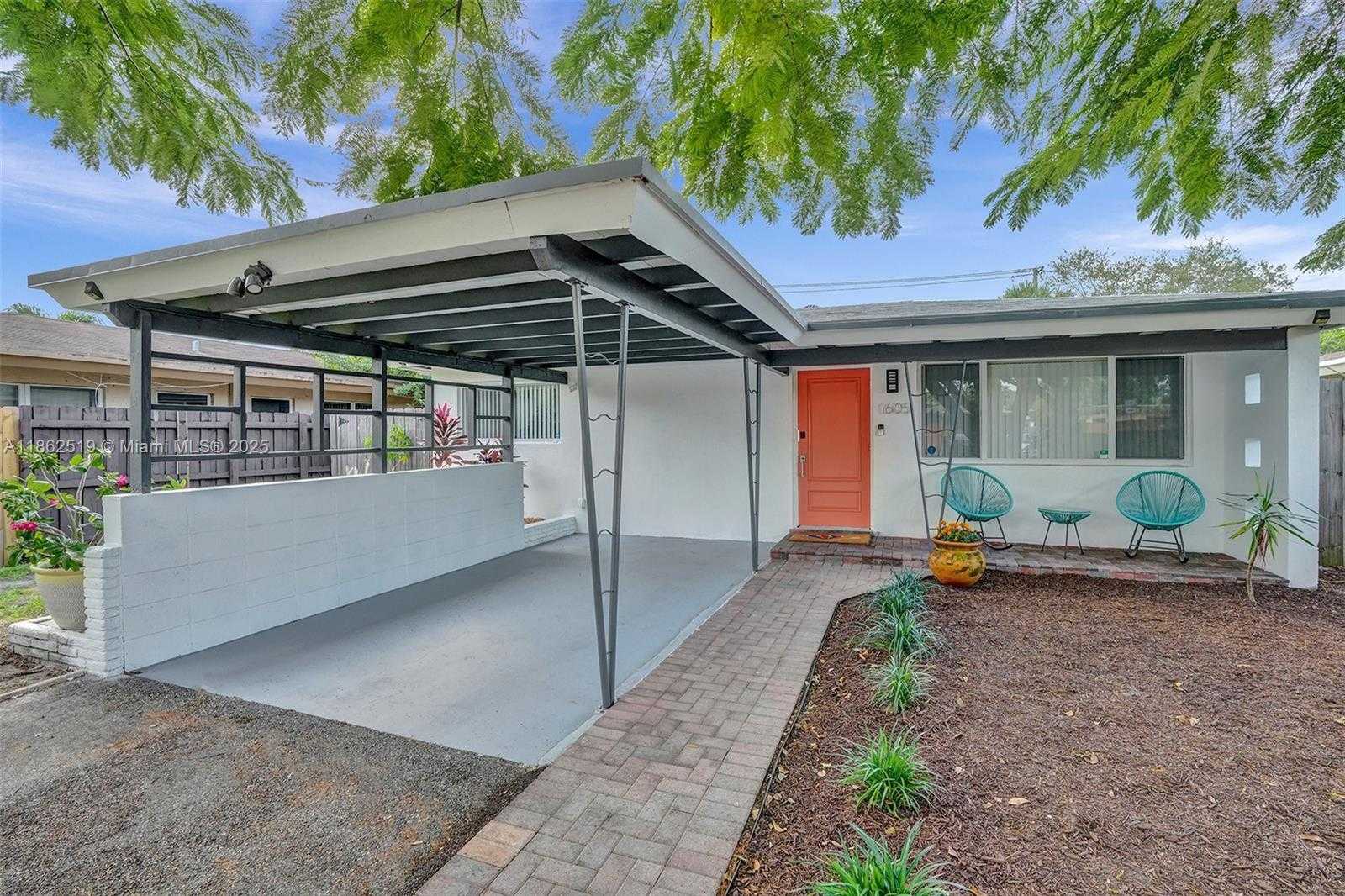 Small Image of 1605 NORTH WEST 7TH TER, Fort Lauderdale Number 4