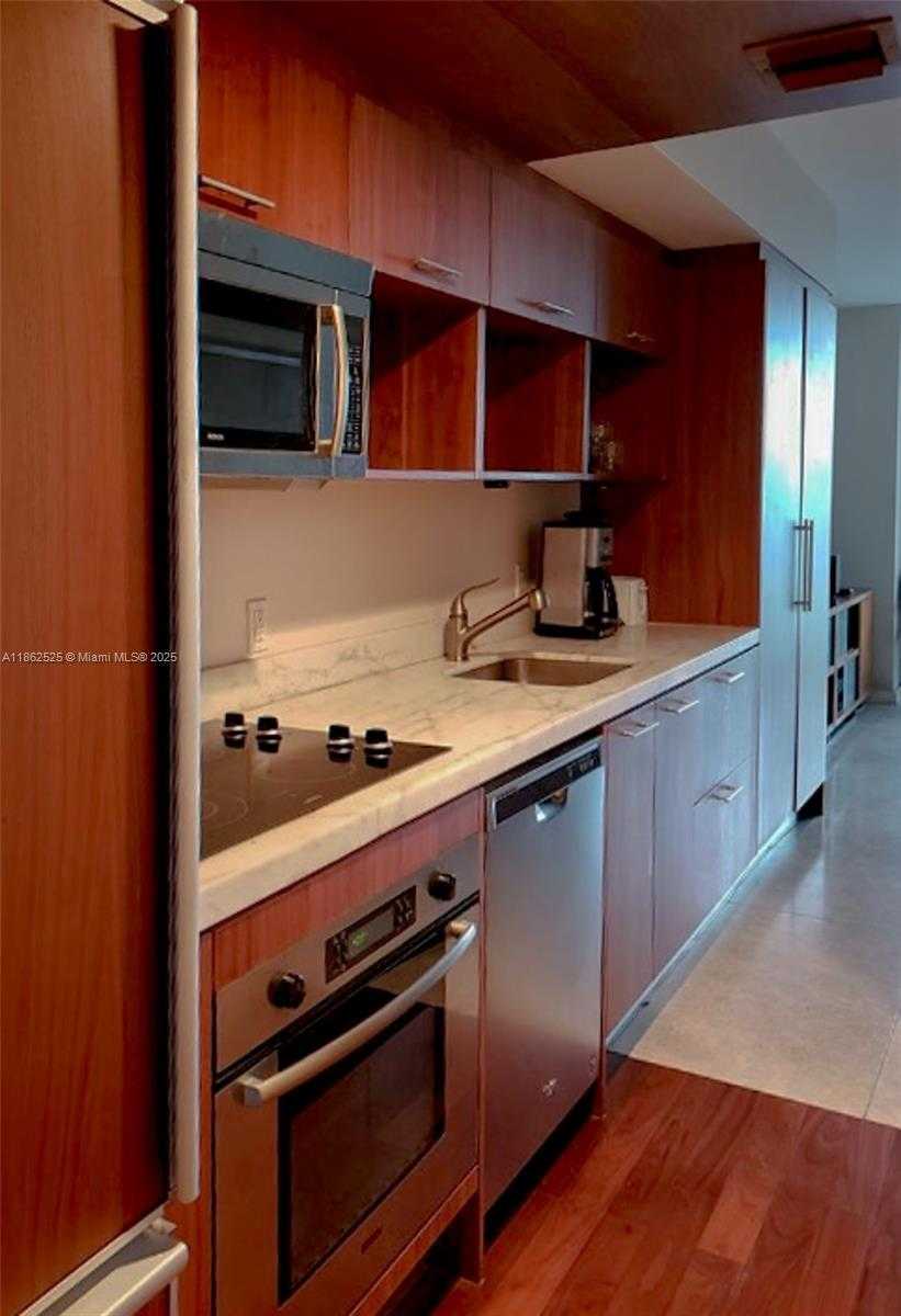 Small Image of 50 BISCAYNE BLVD #511, Miami Number 5