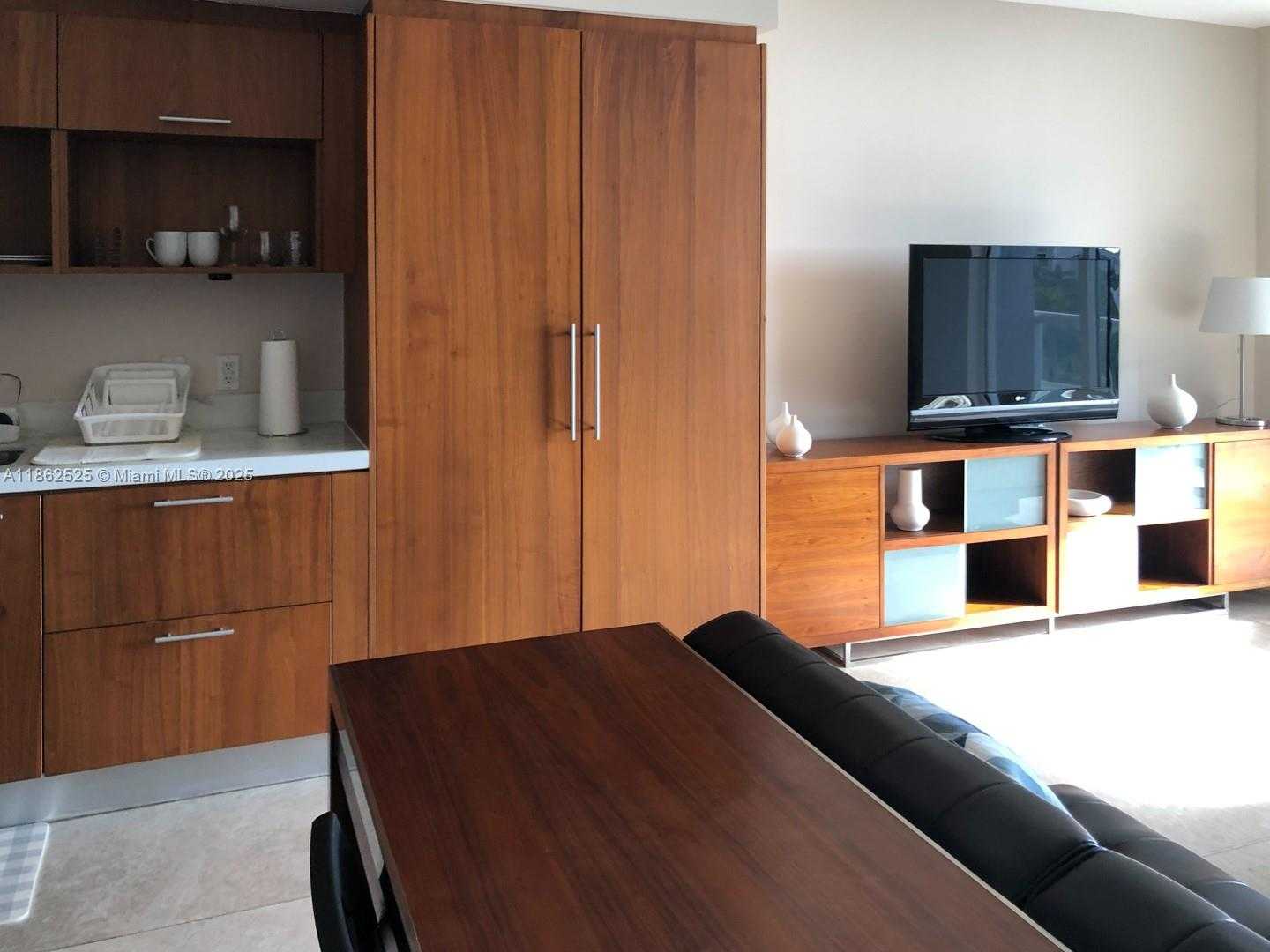 Small Image of 50 BISCAYNE BLVD #511, Miami Number 8