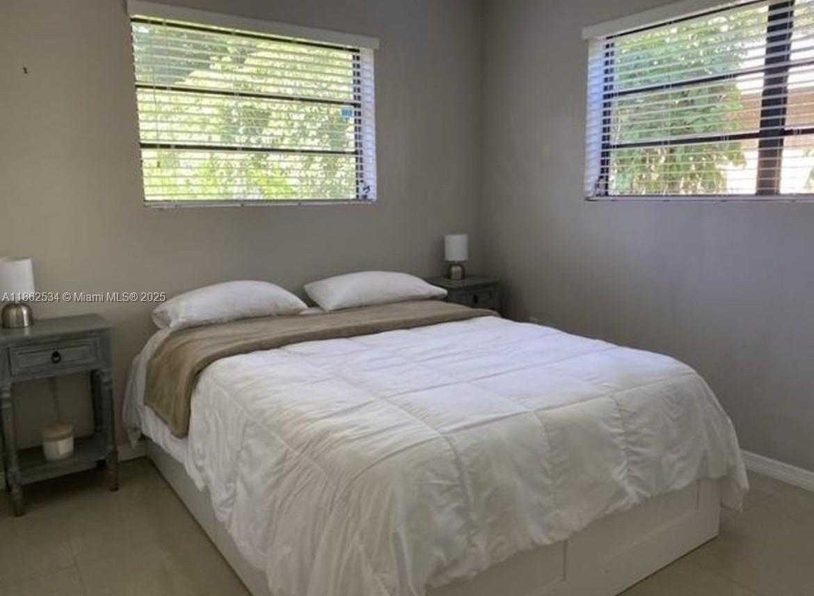 Small Image of 6345 SOUTH WEST 35TH ST, Miami Number 11