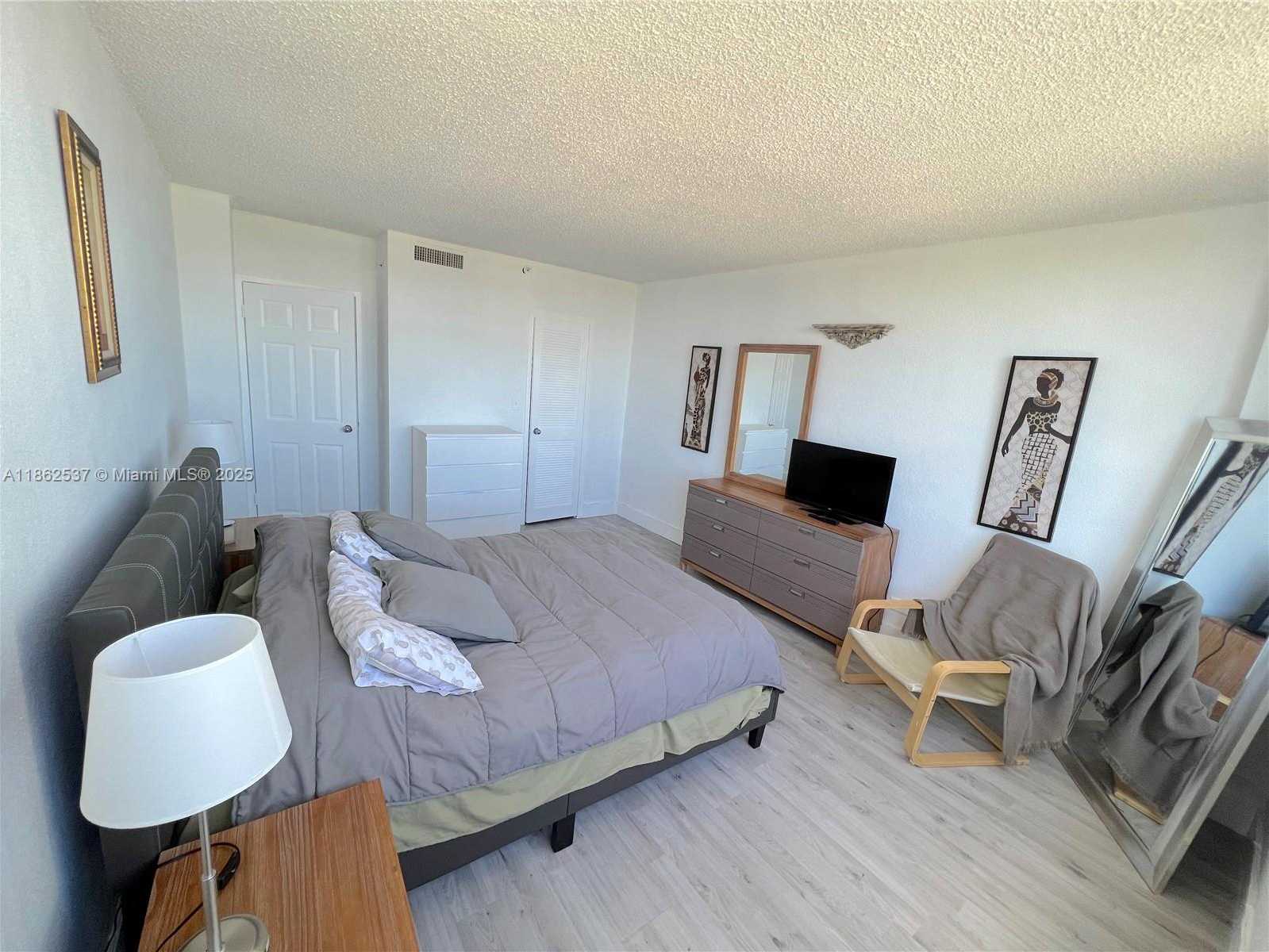 Small Image of 1500 BAY RD #808S, Miami Beach Number 20