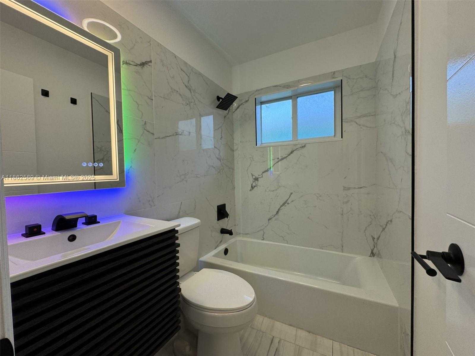 Small Image of 1431 NORTH 14TH WAY #front, Hollywood Number 8