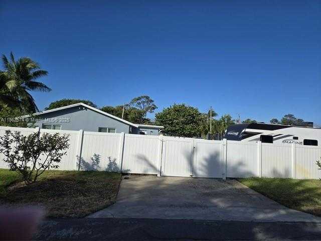 Small Image of 903 NORTH WEST 6TH AVE, Boynton Beach Number 12