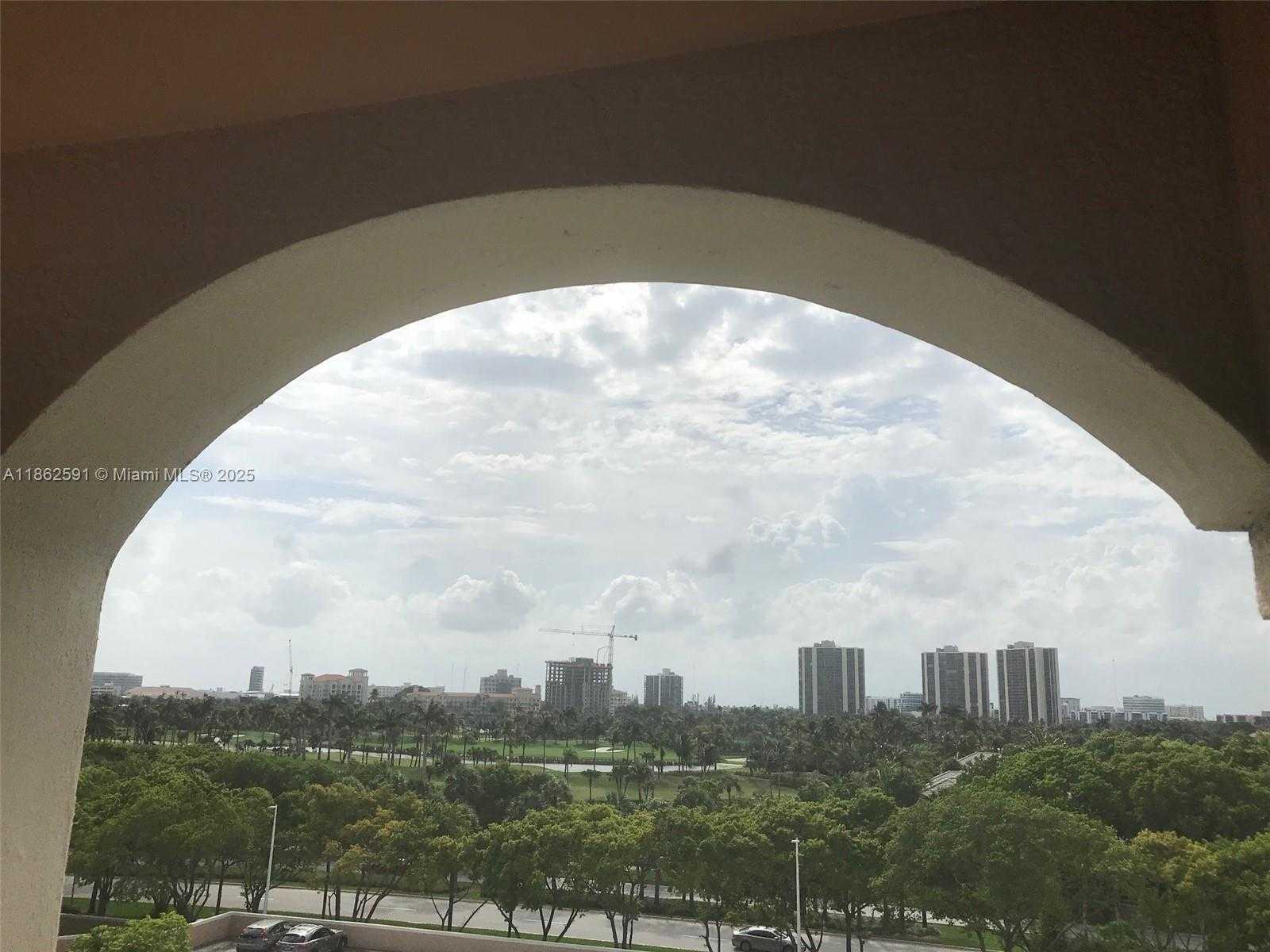 Small Image of 19901 EAST COUNTRY CLUB DR #2607, Aventura Number 13