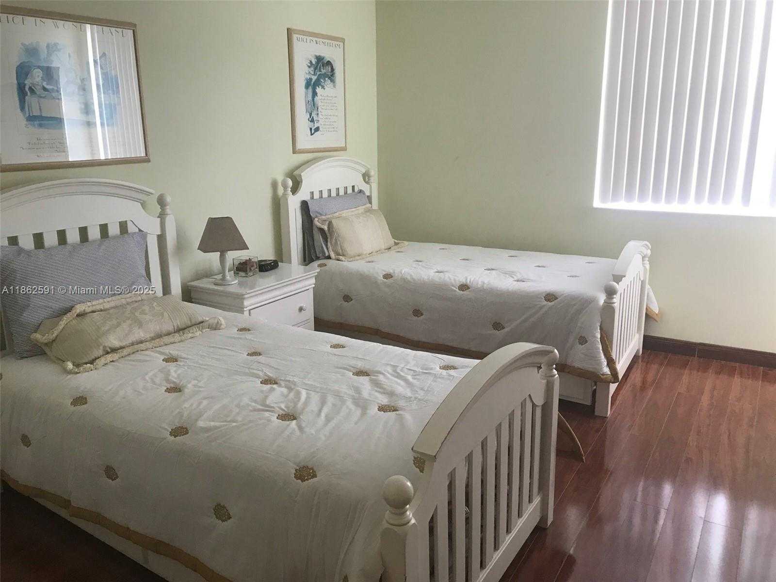 Small Image of 19901 EAST COUNTRY CLUB DR #2607, Aventura Number 14