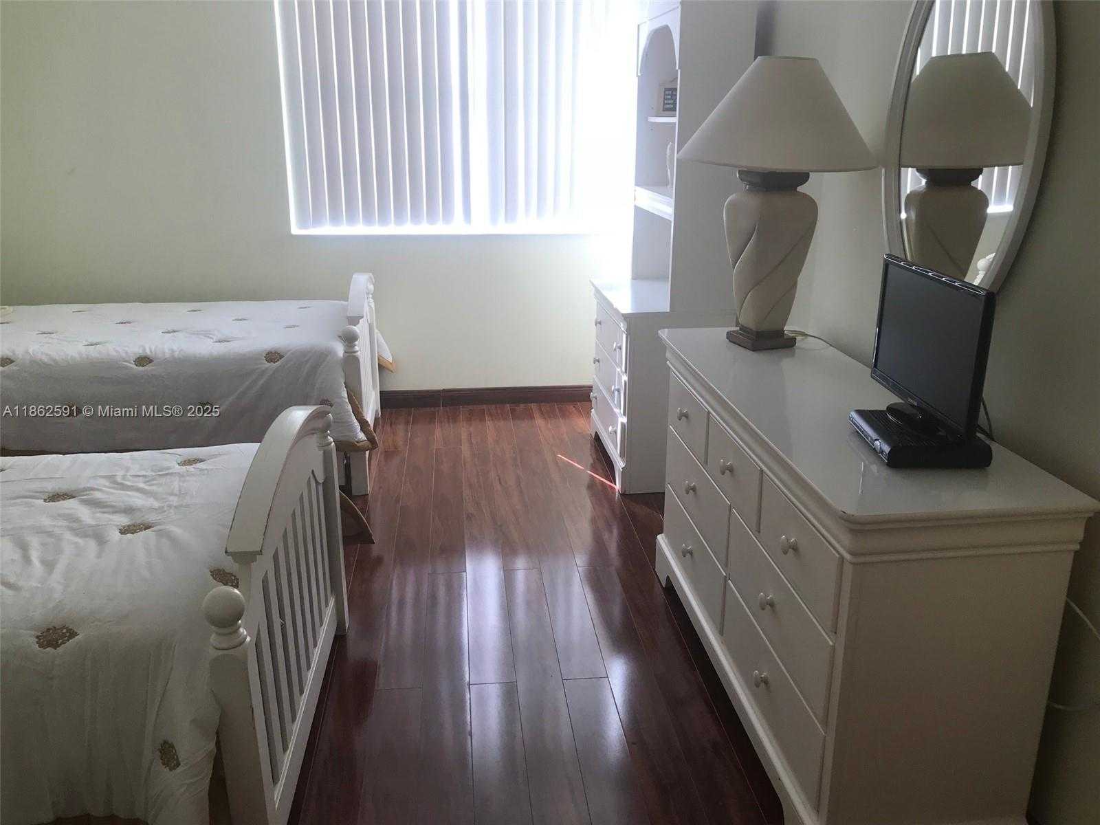 Small Image of 19901 EAST COUNTRY CLUB DR #2607, Aventura Number 15