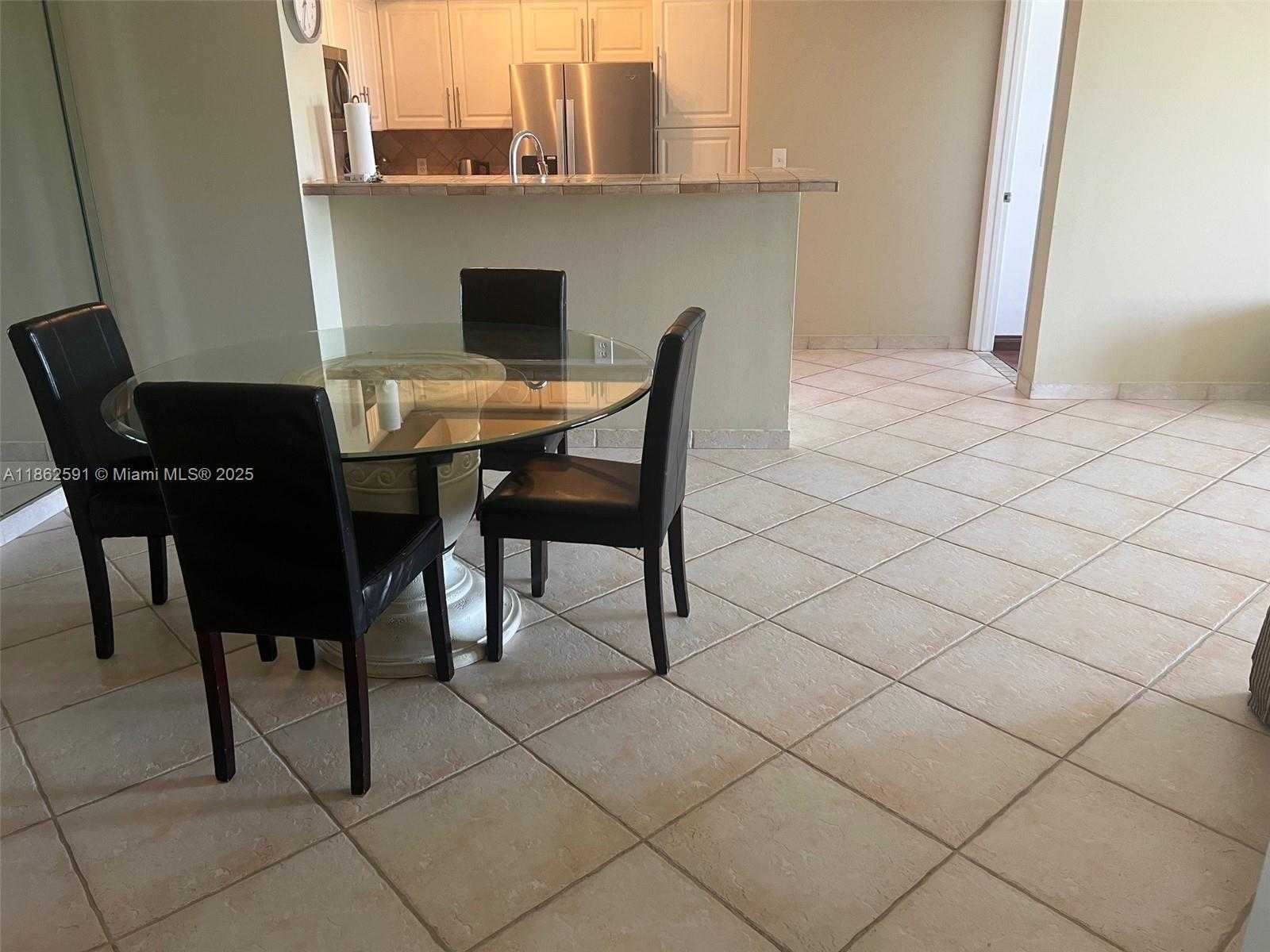 Small Image of 19901 EAST COUNTRY CLUB DR #2607, Aventura Number 2